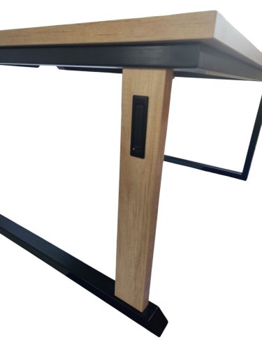 Tárgyaló asztal fabetétes lábbal (OAK&STEEL Edition)